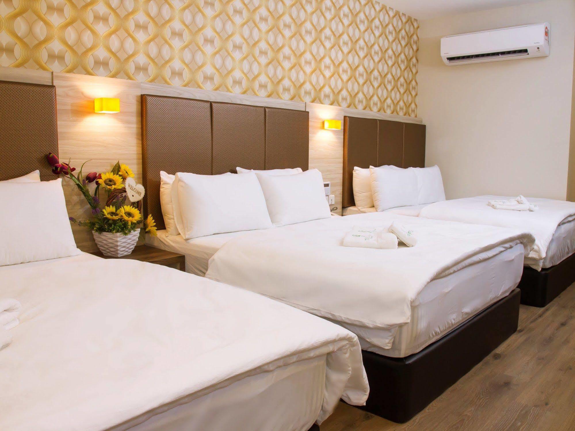 Tropicana Homestay Muar Exterior photo